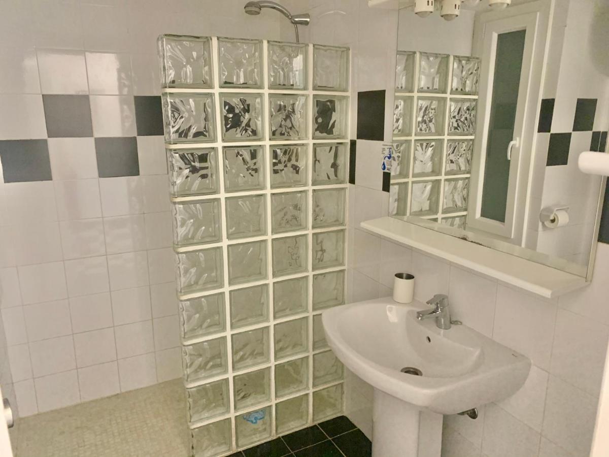 Apartamentos Miranda Es Pujols Esterno foto